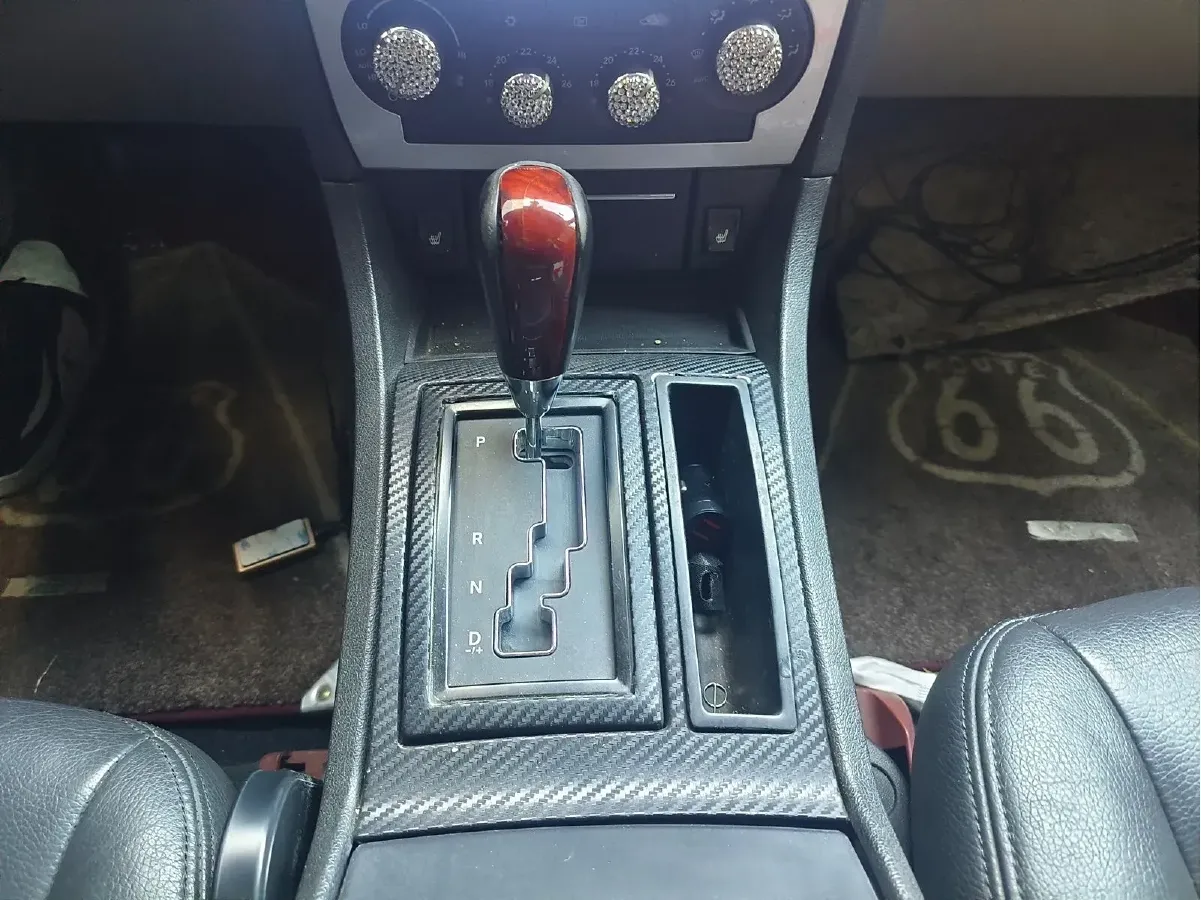 2004 Chrysler 300C 5.7L 340HP V8 5AT,autocango,china used car exporter,china ev exporter,chinese used car exporter,chinese used ev exporter