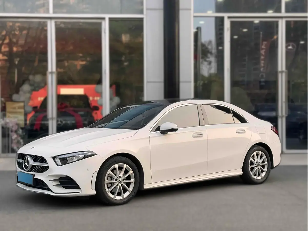 2021 Mercedes-Benz A Class 1.3T 163HP L4 7DCT