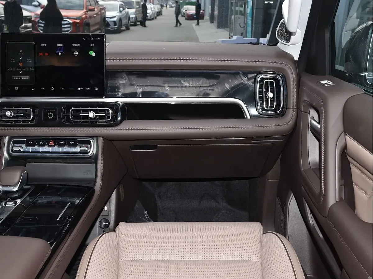 2022 BeiJing BJ60 2.0T 267HP L4 8AT,autocango,china used car exporter,china ev exporter,chinese used car exporter,chinese used ev exporter