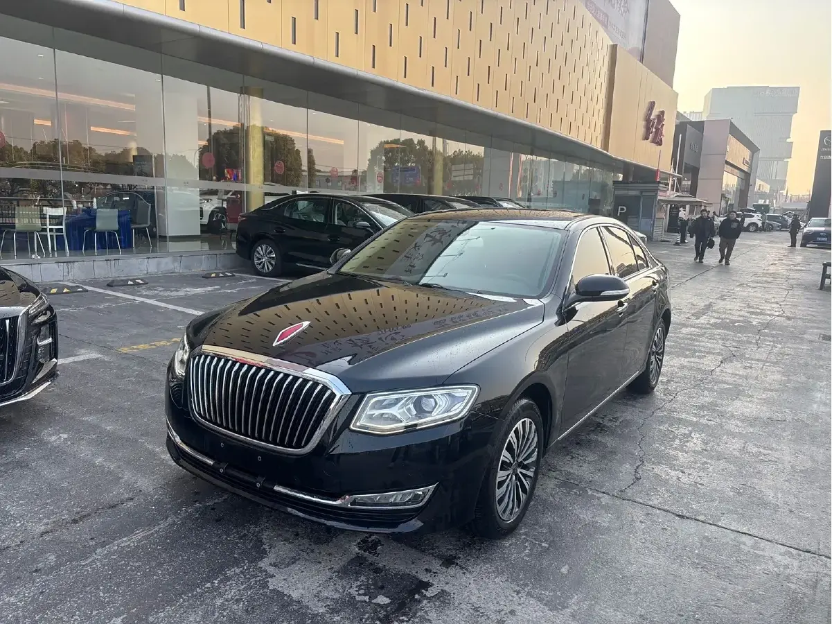 2018 HongQi H7 2.0T 204HP L4 6AT
