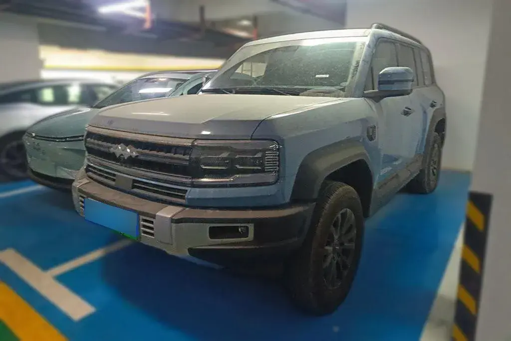 2023 FangChengBao Bao 5 1.5T 194HP L4 E-CVT PHEV 31.8KWH