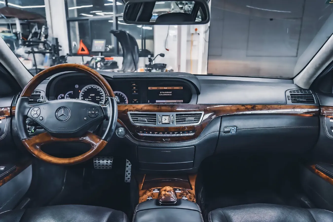 2011 Brabus S Class 5.5T 517HP V12 5AT,autocango,china used car exporter,china ev exporter,chinese used car exporter,chinese used ev exporter