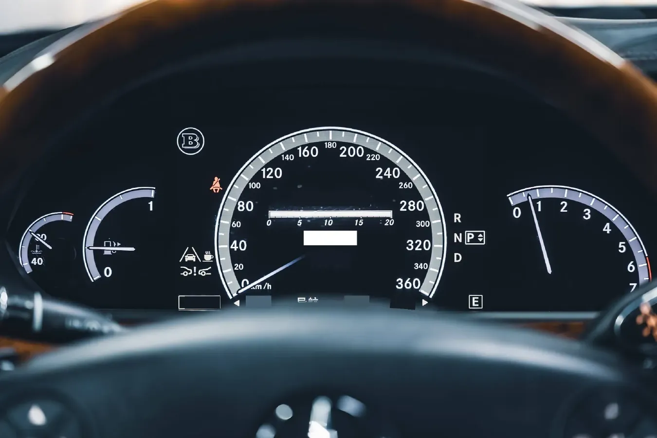 2011 Brabus S Class 5.5T 517HP V12 5AT,autocango,china used car exporter,china ev exporter,chinese used car exporter,chinese used ev exporter