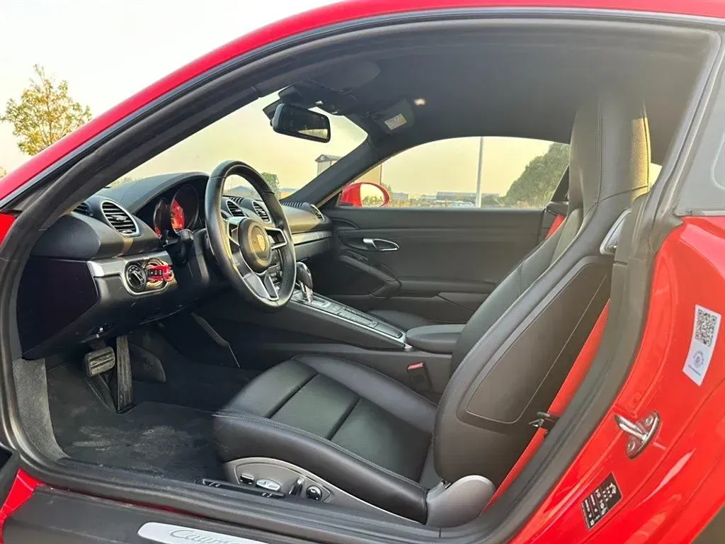 2018 Porsche 718 2.0T 250HP H4 7DCT,autocango,china used car exporter,china ev exporter,chinese used car exporter,chinese used ev exporter