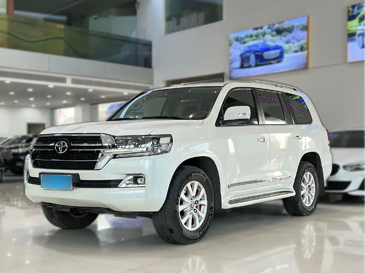 2016 Toyota Land Cruiser 4.0L 275HP V6 5AT