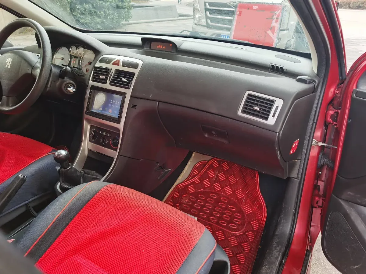 2008 Peugeot 307 1.6L 106HP L4 5MT,autocango,china used car exporter,china ev exporter,chinese used car exporter,chinese used ev exporter