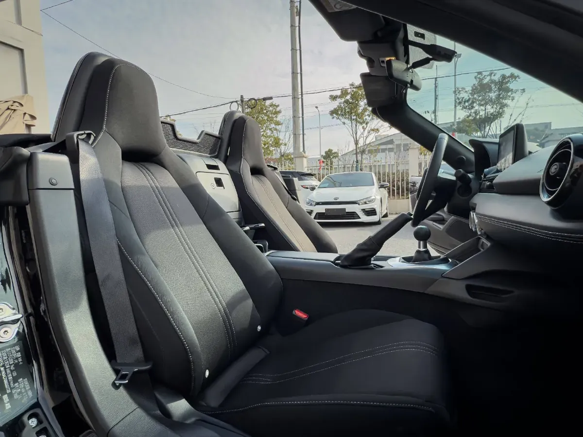 2018 Mazda MX-5 2.0L 158HP L4 6AT,autocango,china used car exporter,china ev exporter,chinese used car exporter,chinese used ev exporter