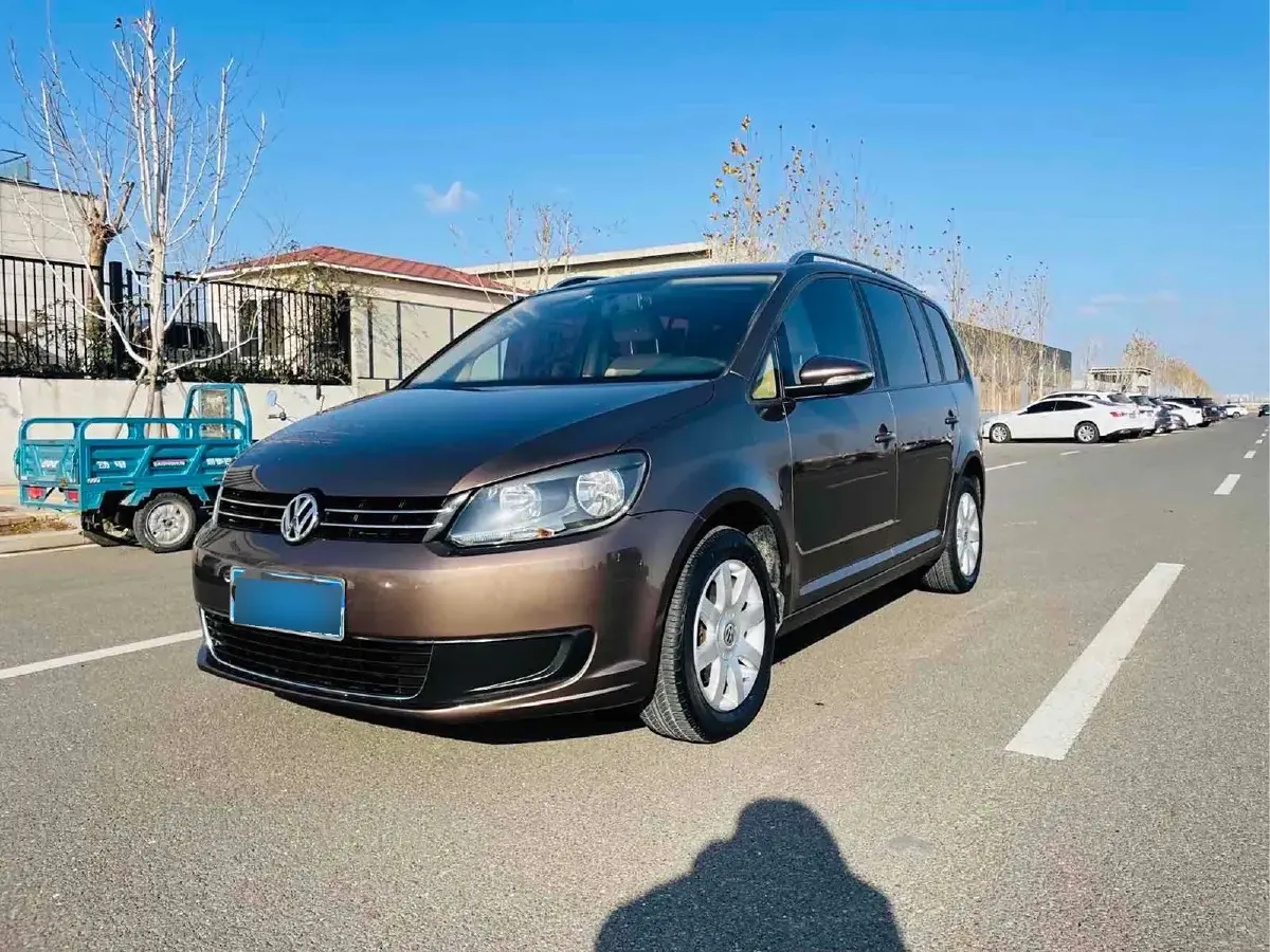 2011 Volkswagen Touran 1.4T 131HP L4 5MT