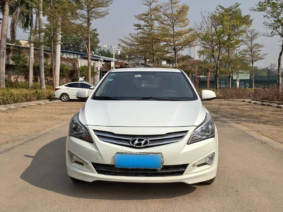 2016 Hyundai Reina 1.4L 107HP L4 4AT