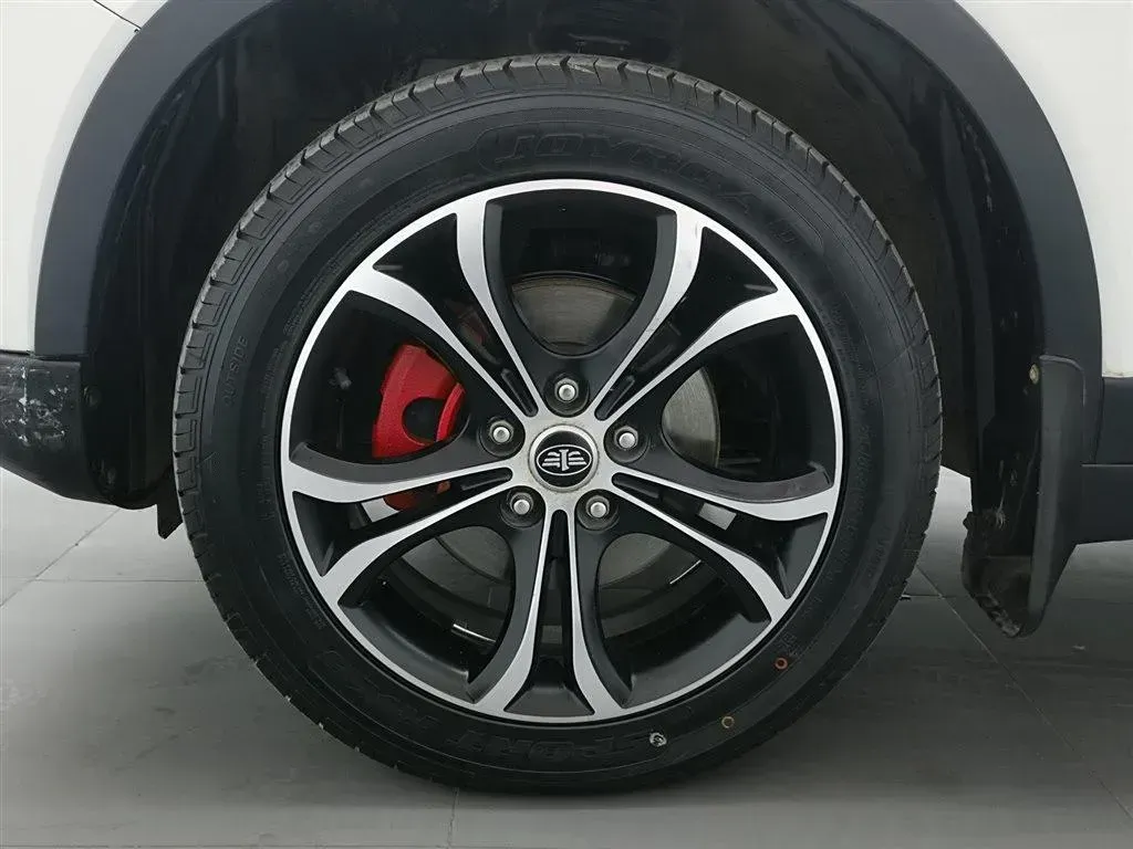 2017 FAW Senia R7 1.6L 116HP L4 6AT,autocango,china used car exporter,china ev exporter,chinese used car exporter,chinese used ev exporter