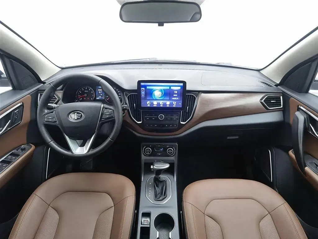 2017 FAW Senia R7 1.6L 116HP L4 6AT,autocango,china used car exporter,china ev exporter,chinese used car exporter,chinese used ev exporter