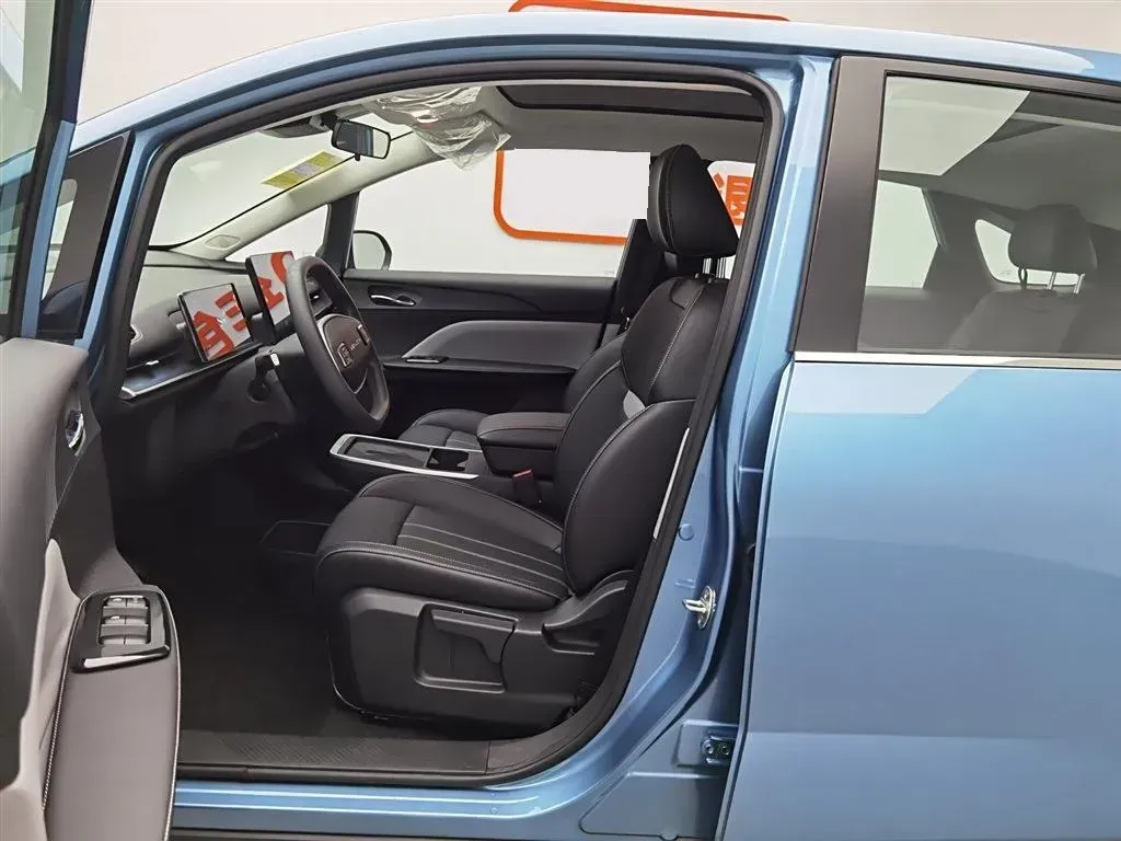 2024 Venucia VX6 BEV 53KWH,autocango,china used car exporter,china ev exporter,chinese used car exporter,chinese used ev exporter