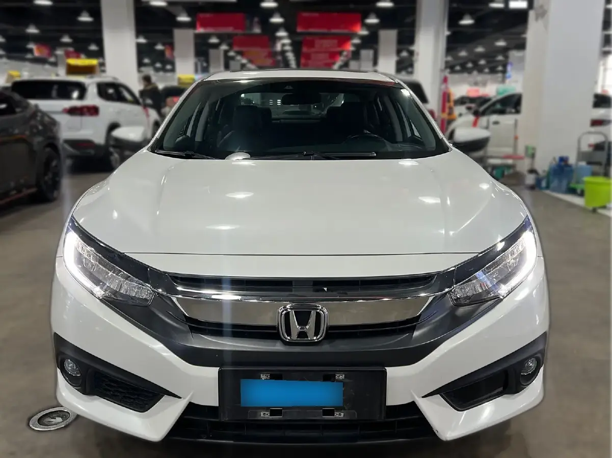 2016 Honda Civic 1.5T 177HP L4 CVT