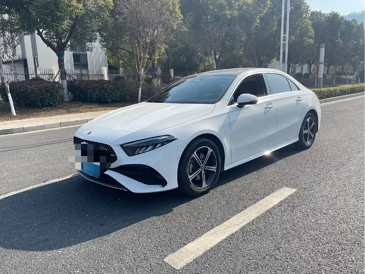 2023 Mercedes-Benz A Class 1.3T 163HP L4 7DCT