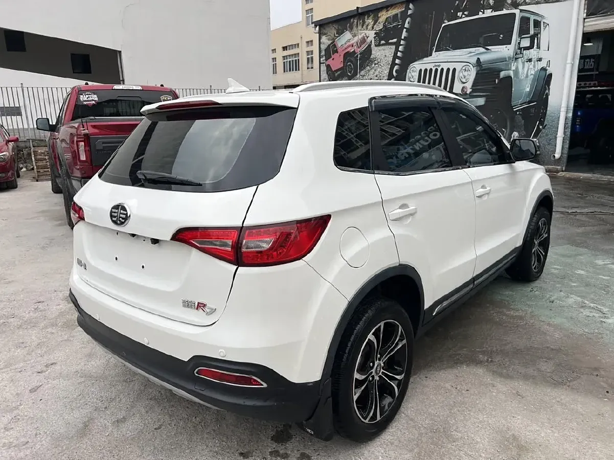 2016 FAW Senia R7 1.6L 116HP L4 6AT,autocango,china used car exporter,china ev exporter,chinese used car exporter,chinese used ev exporter