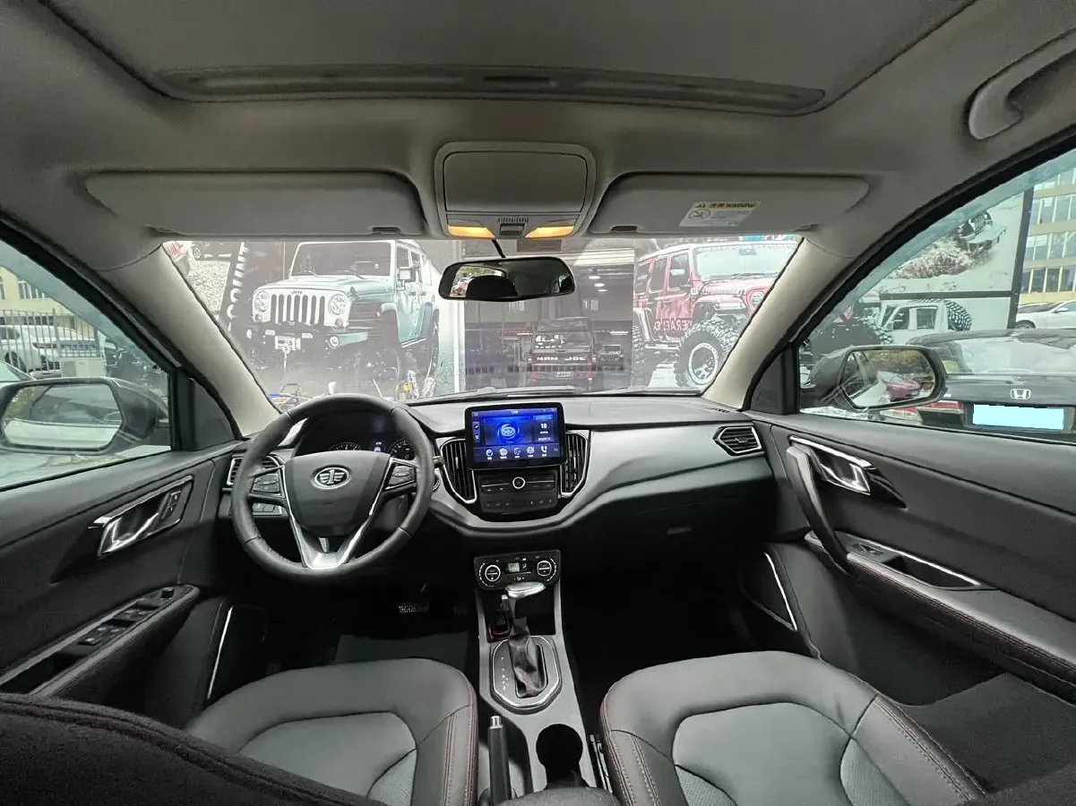 2016 FAW Senia R7 1.6L 116HP L4 6AT,autocango,china used car exporter,china ev exporter,chinese used car exporter,chinese used ev exporter