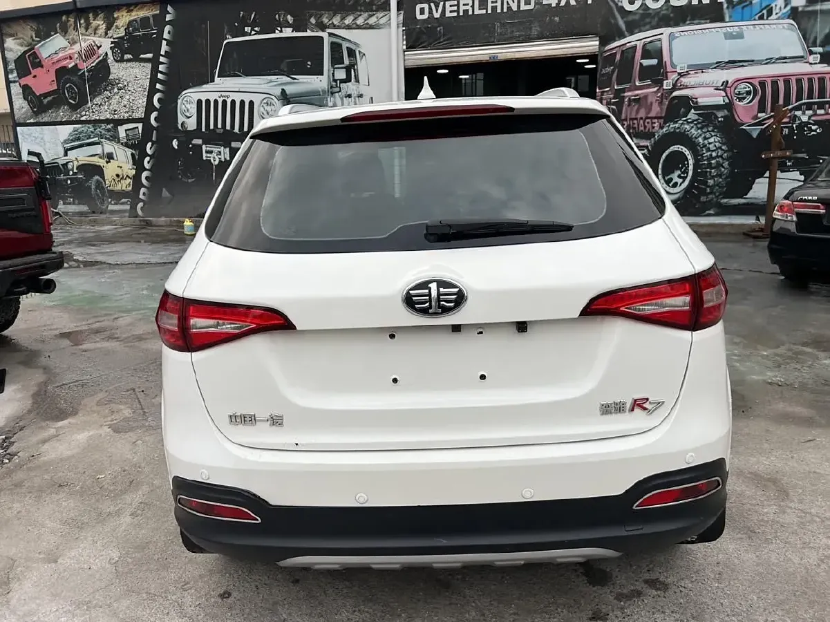 2016 FAW Senia R7 1.6L 116HP L4 6AT,autocango,china used car exporter,china ev exporter,chinese used car exporter,chinese used ev exporter