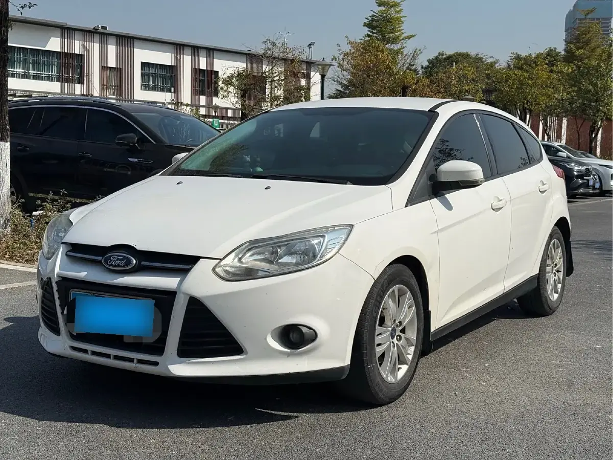 2012 Ford Focus 1.6L 125HP L4 6DCT