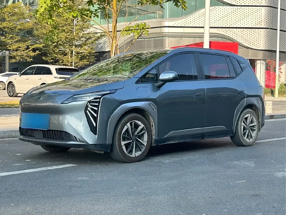 2023 Aion Y BEV 61.7KWH