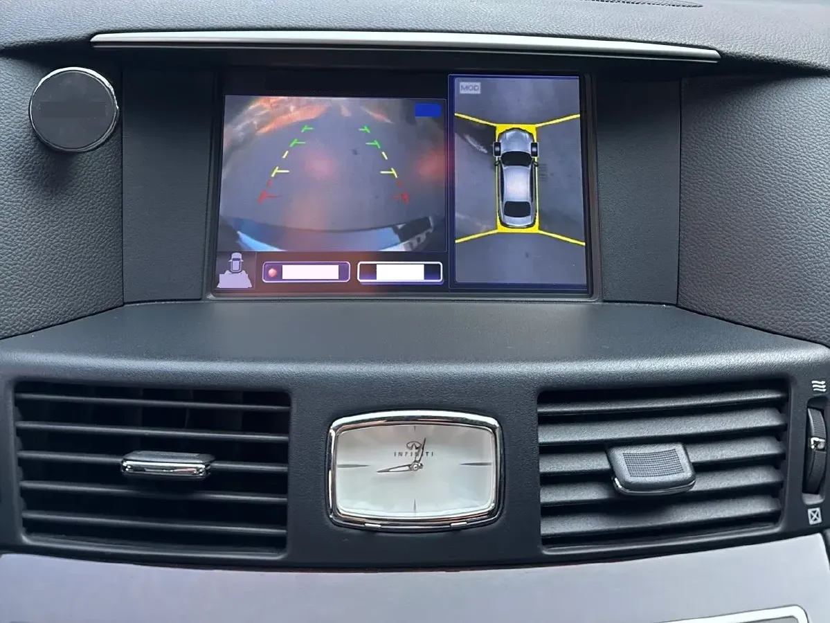 2017 Infiniti Q70 2.5L 222HP V6 7AT,autocango,china used car exporter,china ev exporter,chinese used car exporter,chinese used ev exporter