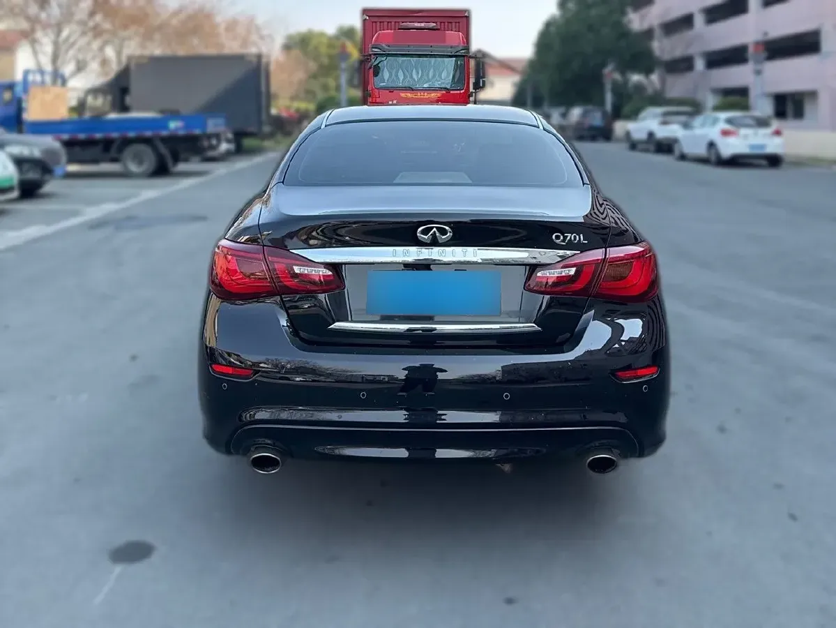 2017 Infiniti Q70 2.5L 222HP V6 7AT,autocango,china used car exporter,china ev exporter,chinese used car exporter,chinese used ev exporter