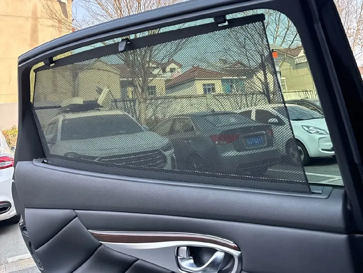 2017 Infiniti Q70 2.5L 222HP V6 7AT,autocango,china used car exporter,china ev exporter,chinese used car exporter,chinese used ev exporter