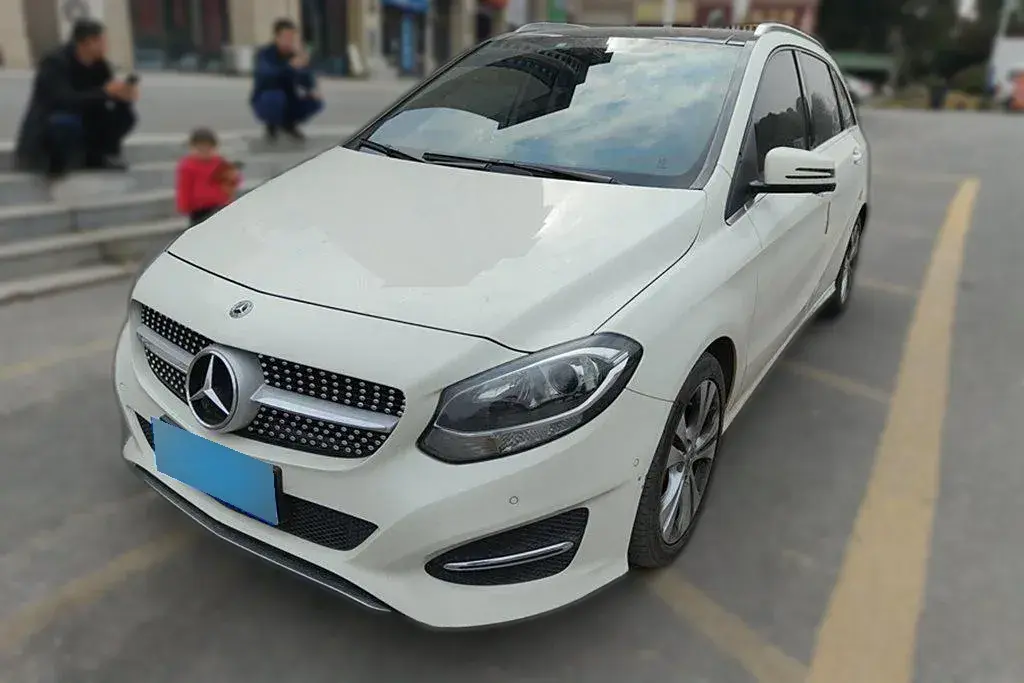2019 Mercedes-Benz B Class 1.6T 156HP L4 7DCT