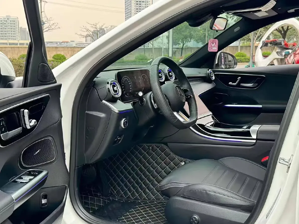 2022 Mercedes-Benz C Class 1.5T 204HP L4 9AT,autocango,china used car exporter,china ev exporter,chinese used car exporter,chinese used ev exporter