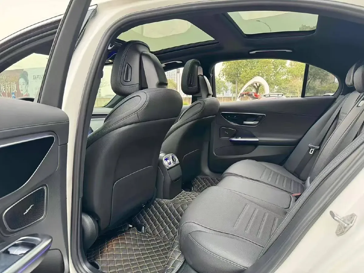 2022 Mercedes-Benz C Class 1.5T 204HP L4 9AT,autocango,china used car exporter,china ev exporter,chinese used car exporter,chinese used ev exporter