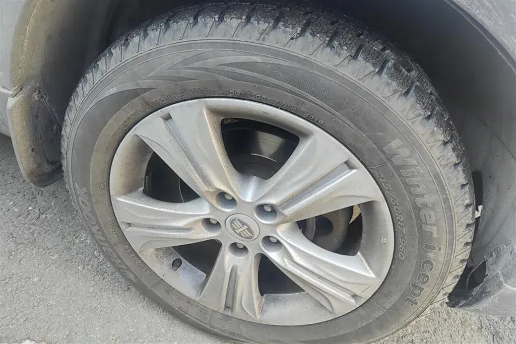 2015 Bestune X80 2.0L 147HP L4 6AT,autocango,china used car exporter,china ev exporter,chinese used car exporter,chinese used ev exporter