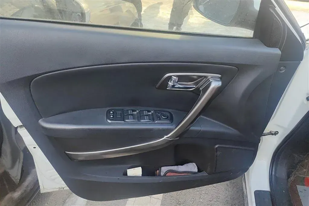 2015 Bestune X80 2.0L 147HP L4 6AT,autocango,china used car exporter,china ev exporter,chinese used car exporter,chinese used ev exporter