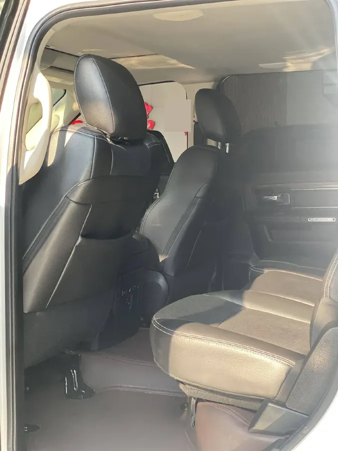 2011 RAM Trucks 5.7L 395HP V8 5AT,autocango,china used car exporter,china ev exporter,chinese used car exporter,chinese used ev exporter