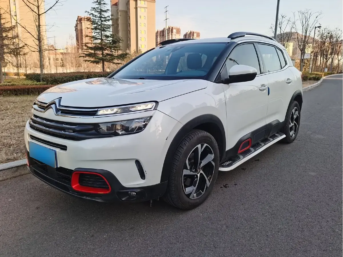 2017 Citroen C5 Aircross 1.6T 167HP L4 6AT