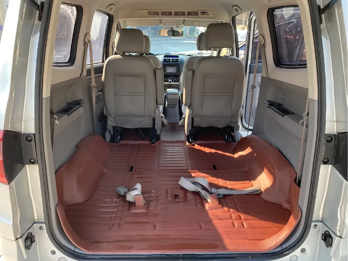 2014 BAIC WeiWang M20 1.5L 106HP L4 5MT,autocango,china used car exporter,china ev exporter,chinese used car exporter,chinese used ev exporter