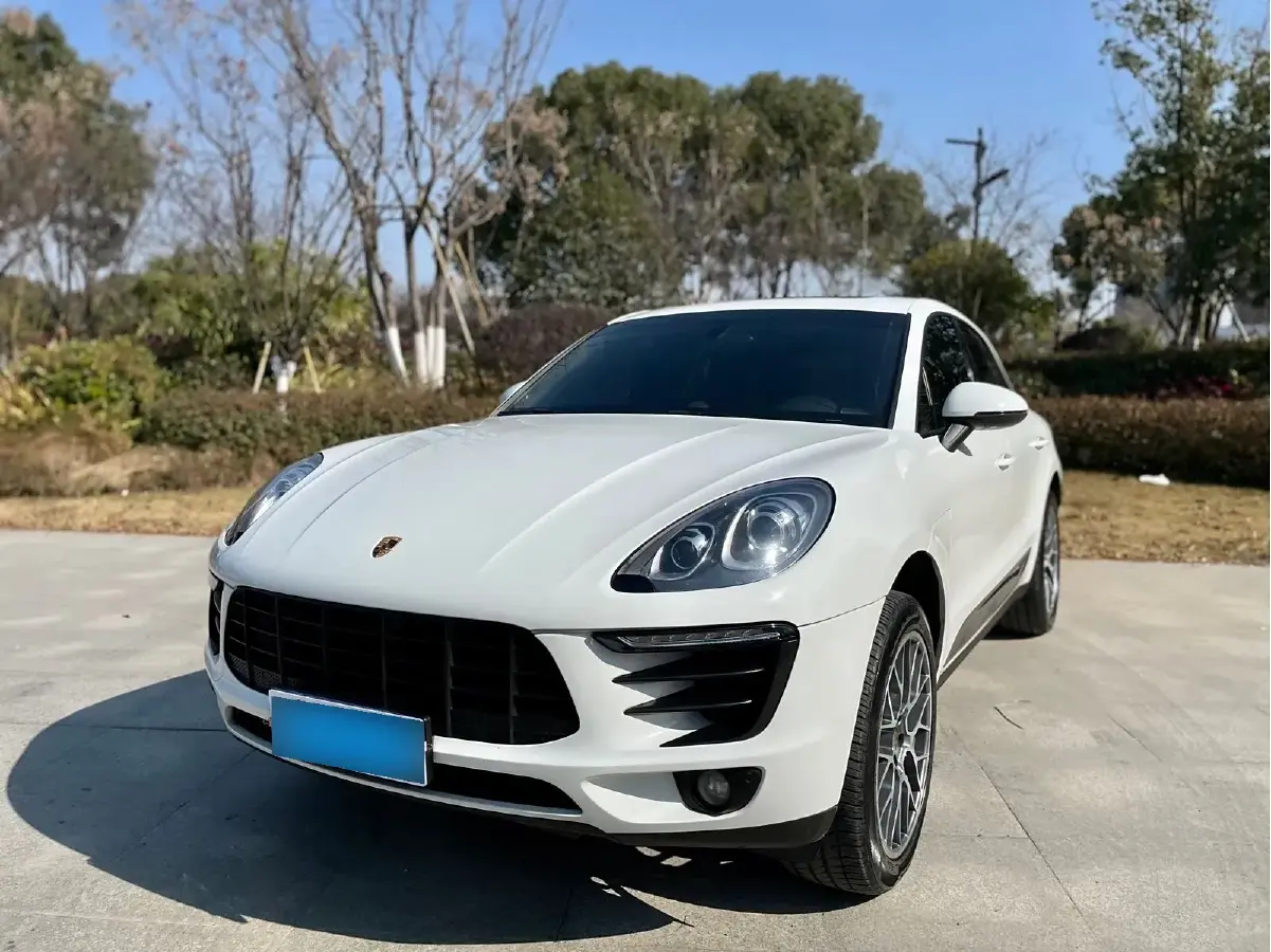 2014 Porsche Macan 2.0T 237HP L4 7DCT