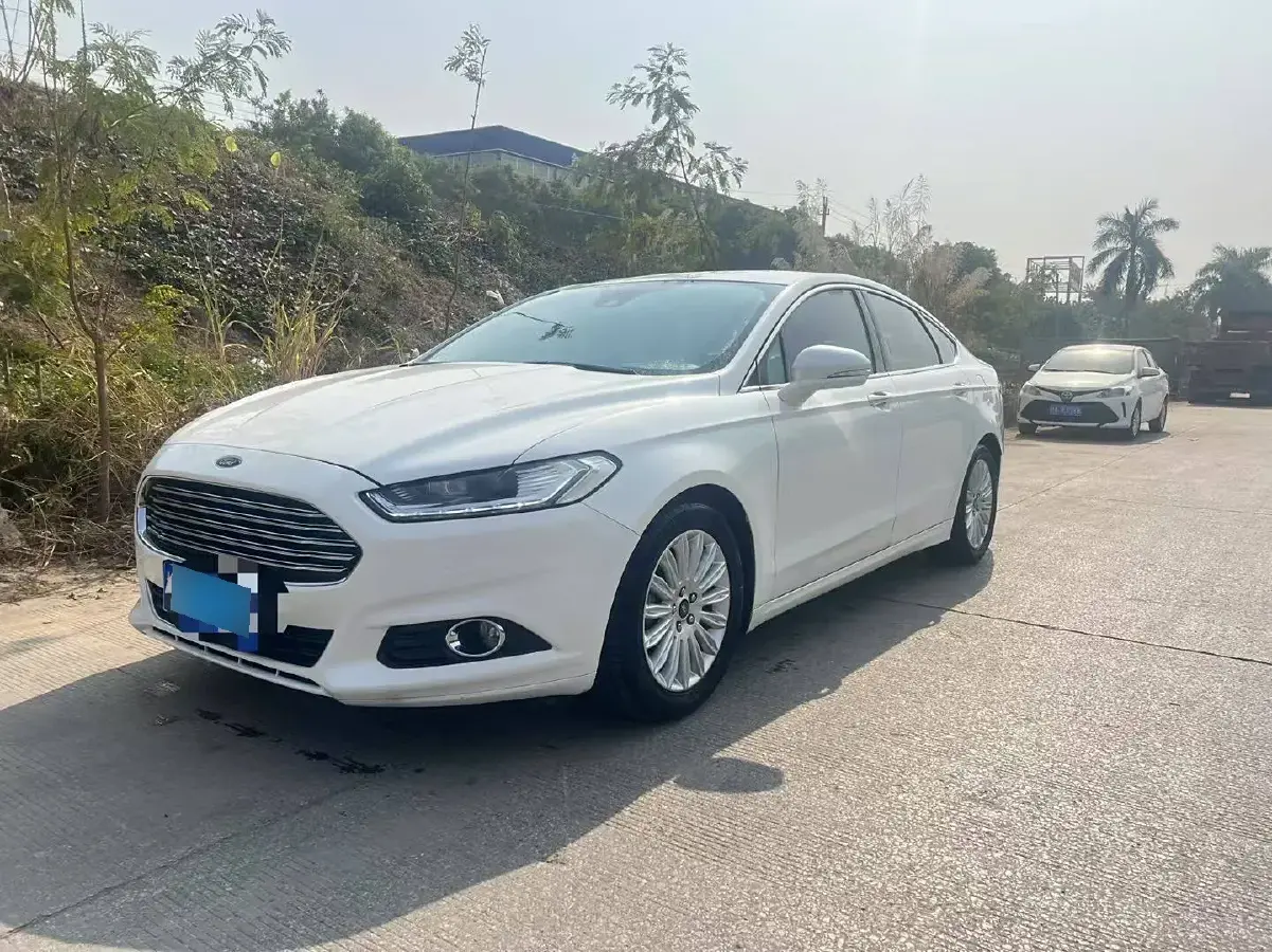 2013 Ford Mondeo 2.0T 203HP L4 6AT