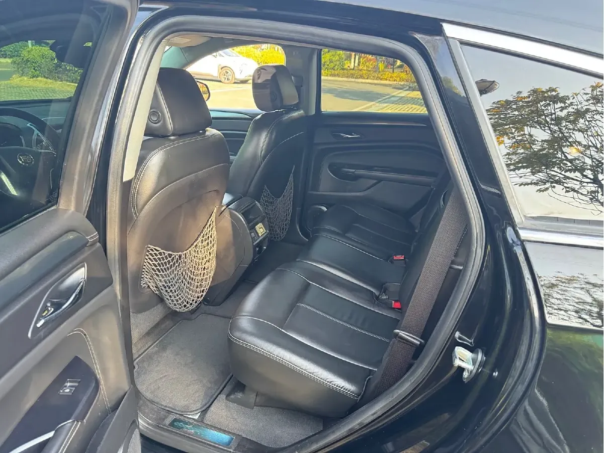 2015 Cadillac SRX 3.0L 271HP V6 6AT,autocango,china used car exporter,china ev exporter,chinese used car exporter,chinese used ev exporter