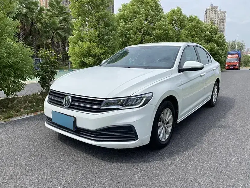 2019 Volkswagen Bora 1.5L 113HP L4 5MT