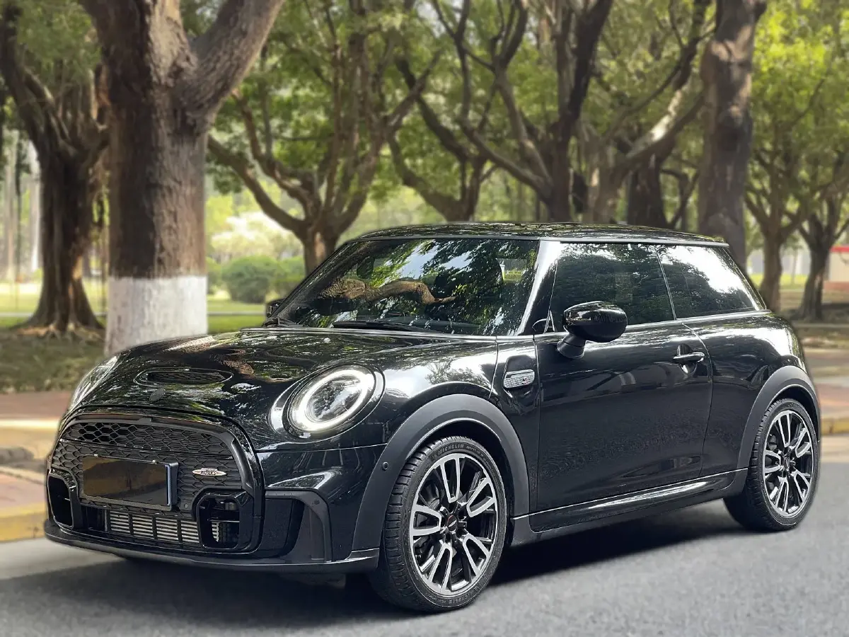 2023 MINI MINI 2.0T 178HP L4 7DCT