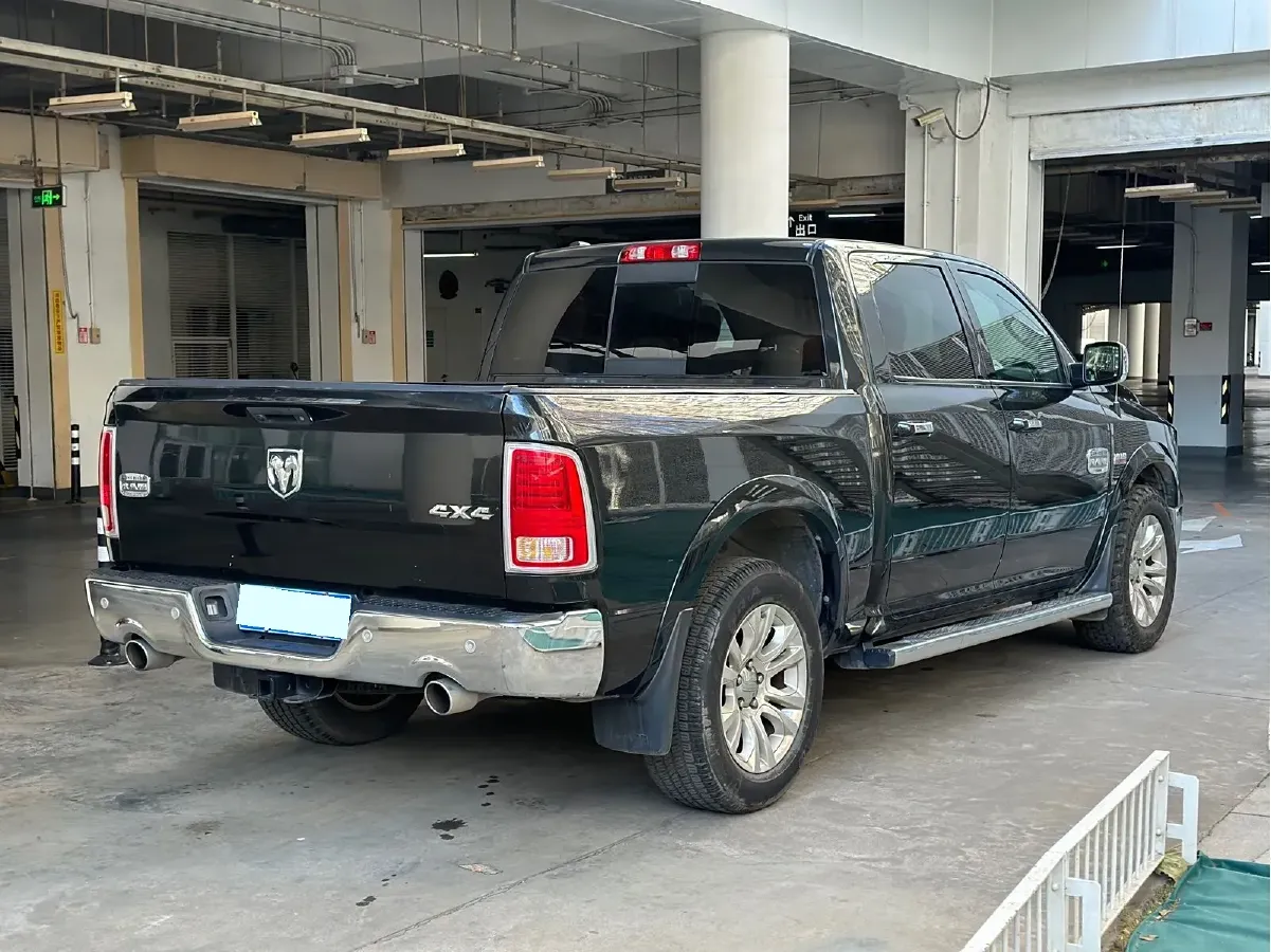 2011 RAM Trucks 5.7L 395HP V8 5AT,autocango,china used car exporter,china ev exporter,chinese used car exporter,chinese used ev exporter