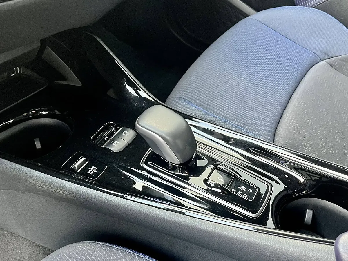 2020 Toyota C-HR EV BEV 54.3KWH,autocango,china used car exporter,china ev exporter,chinese used car exporter,chinese used ev exporter