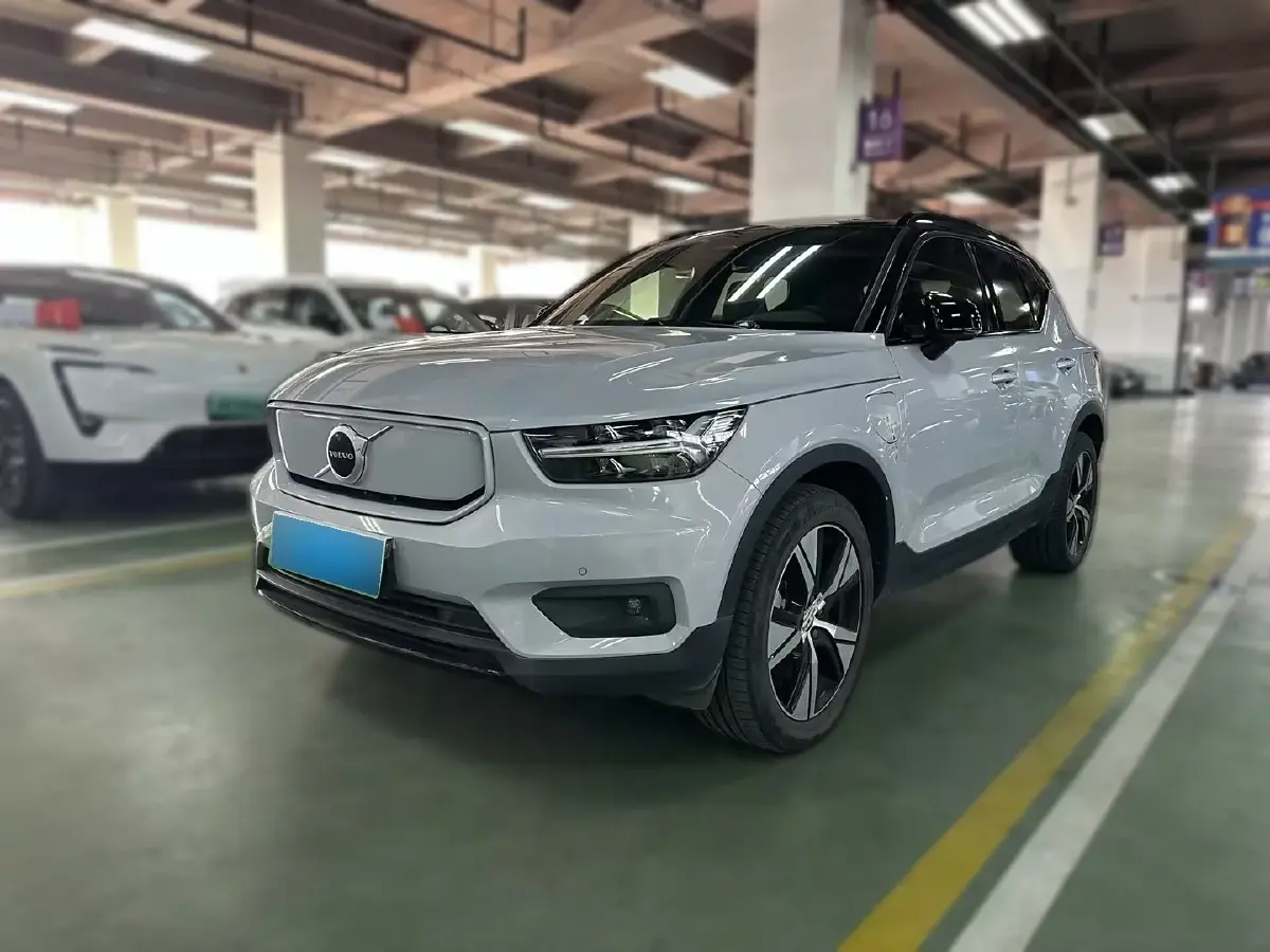 2021 Volvo XC40 2.0T 190HP L4 8AT