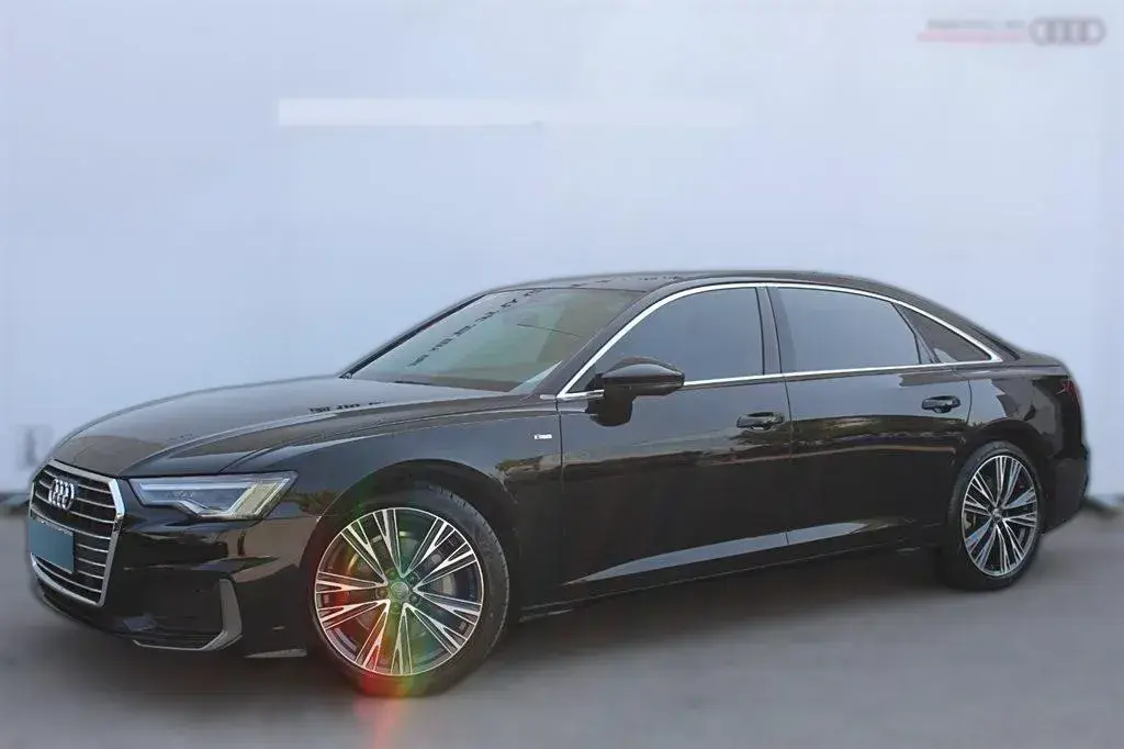 2021 Audi A6L 2.0T 190HP L4 7DCT
