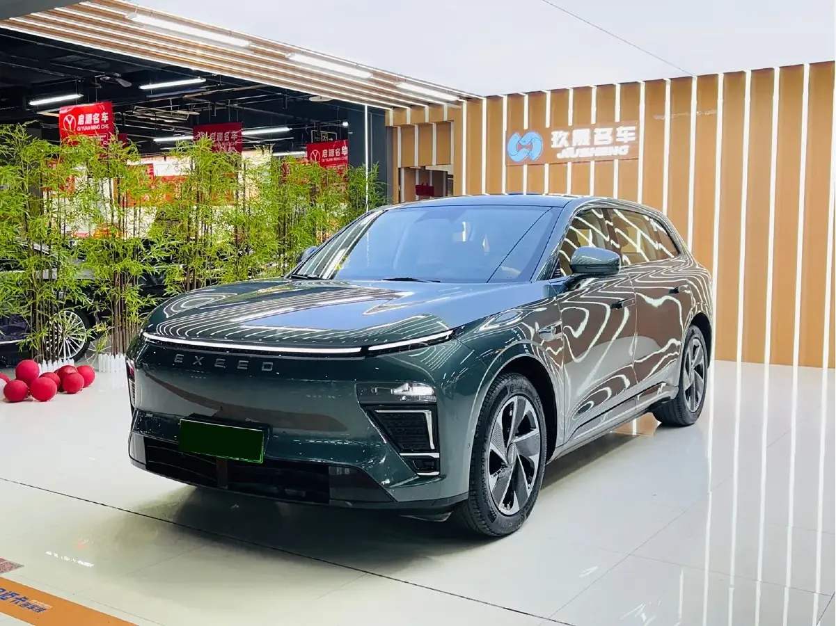 2024 Exceed Sterra ET 1.5T 156HP L4 REEV 32KWH