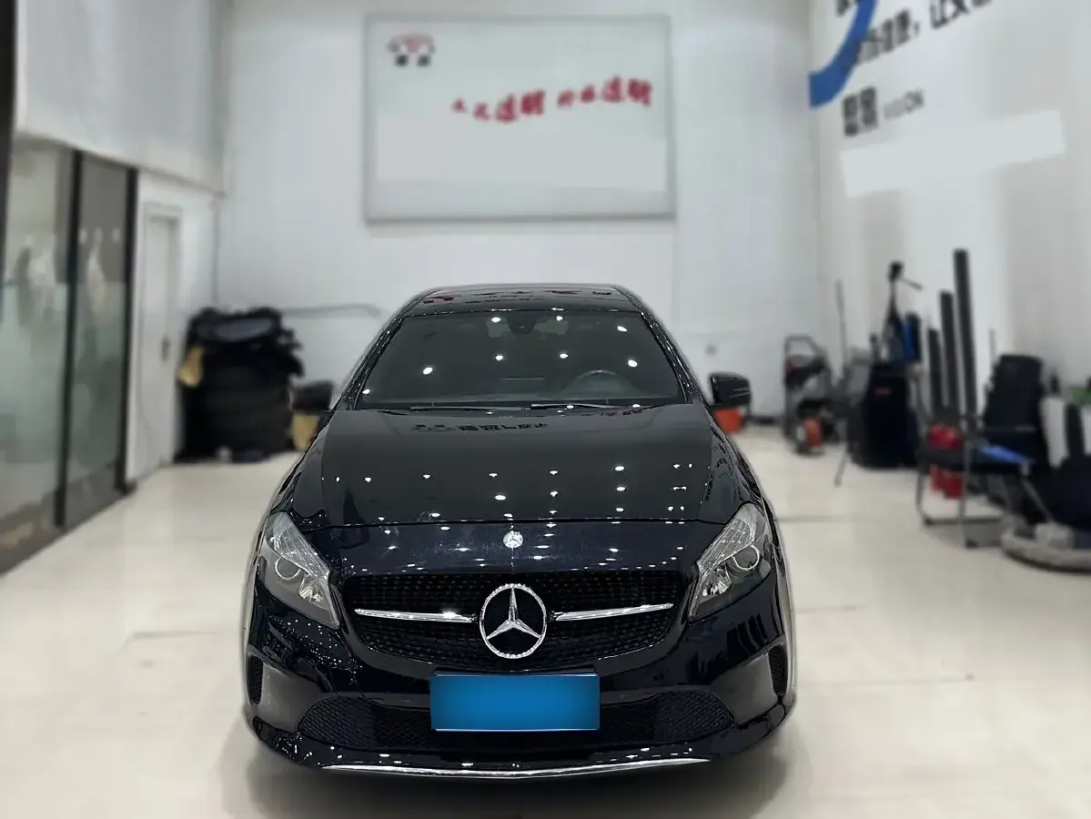 2016 Mercedes-Benz A Class 1.6T 122HP L4 7DCT