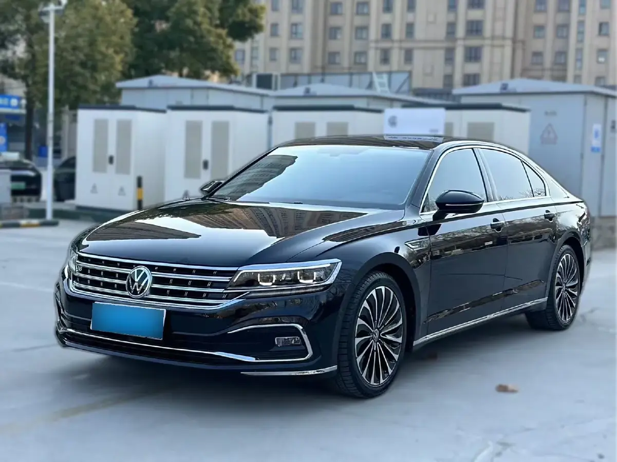 2021 Volkswagen Phideon 2.0T 224HP L4 7DCT