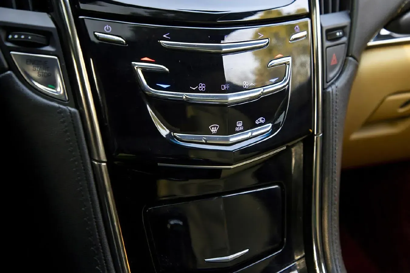 2014 Cadillac ATS 2.0T 276HP L4 6AT,autocango,china used car exporter,china ev exporter,chinese used car exporter,chinese used ev exporter