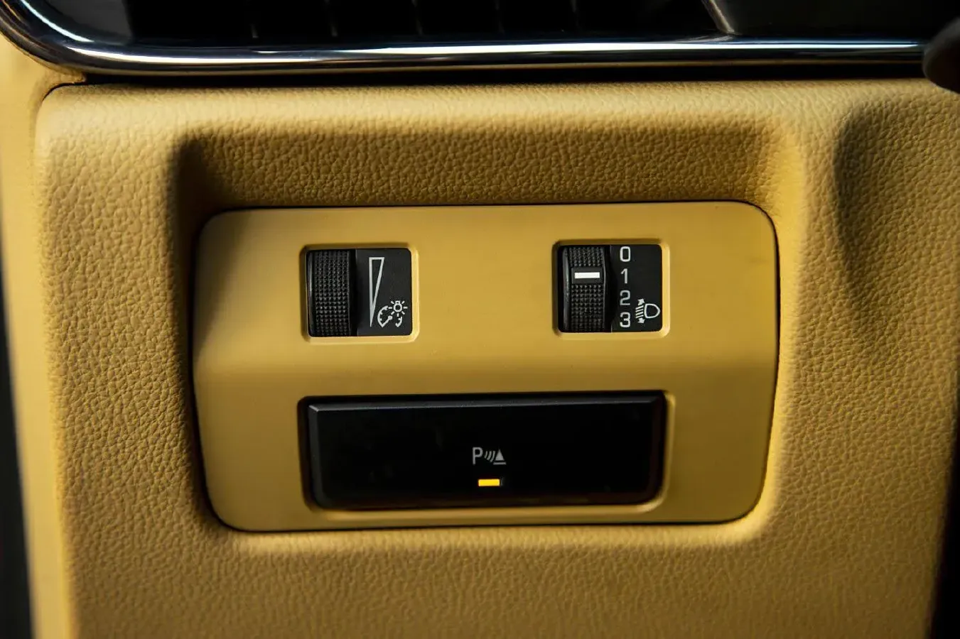 2014 Cadillac ATS 2.0T 276HP L4 6AT,autocango,china used car exporter,china ev exporter,chinese used car exporter,chinese used ev exporter