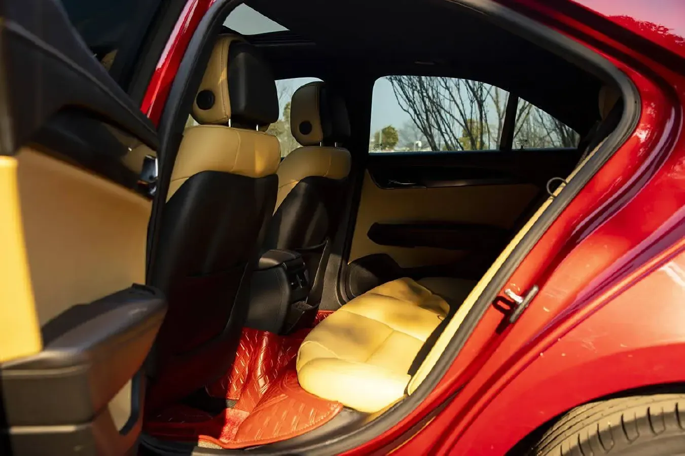 2014 Cadillac ATS 2.0T 276HP L4 6AT,autocango,china used car exporter,china ev exporter,chinese used car exporter,chinese used ev exporter