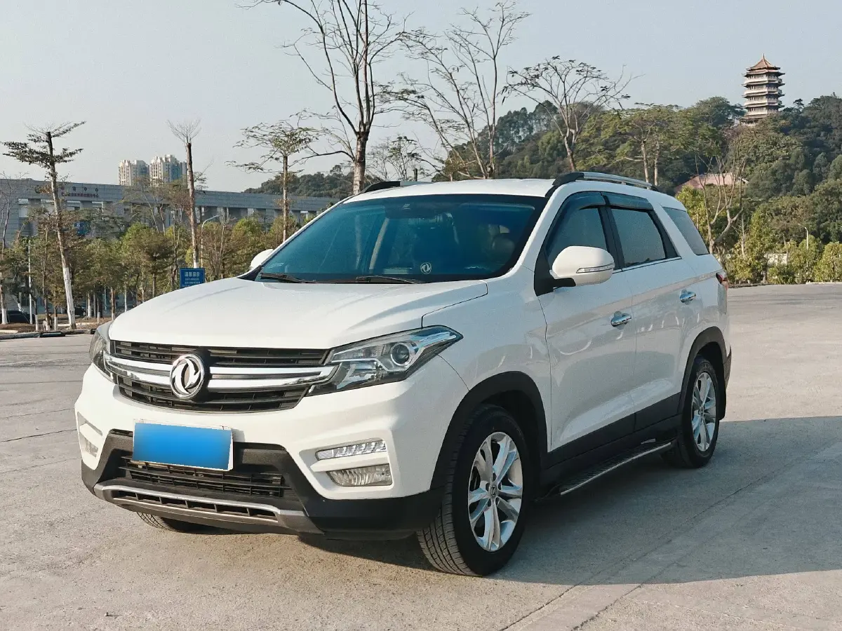2018 DongFeng Fengon Fengon S560 1.8L 139HP L4 CVT